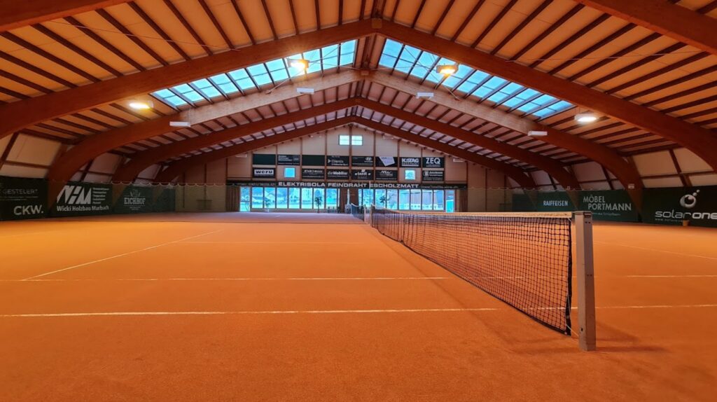 Neue Öff­nungs­zei­ten Tennishalle